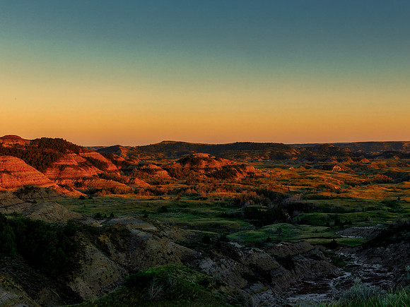 Sunsets of Theodore Roosevelt National Park-3