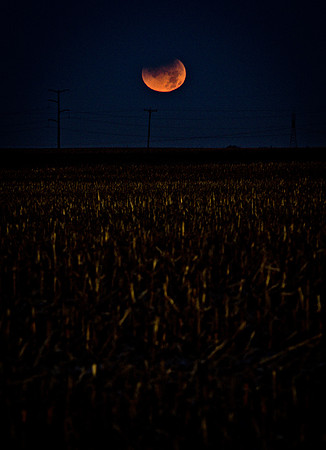 December 09, 2011Vertical Eclipse-2
